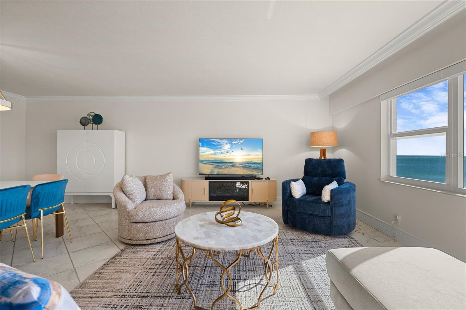 KEY TOWER SOUTH - Residential Lease