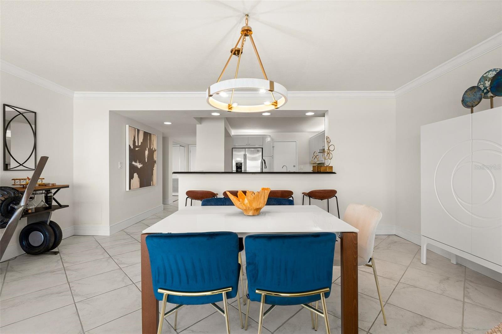 KEY TOWER SOUTH - Residential Lease