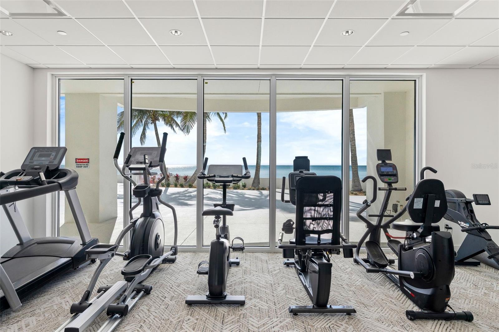 KEY TOWER SOUTH - Residential Lease