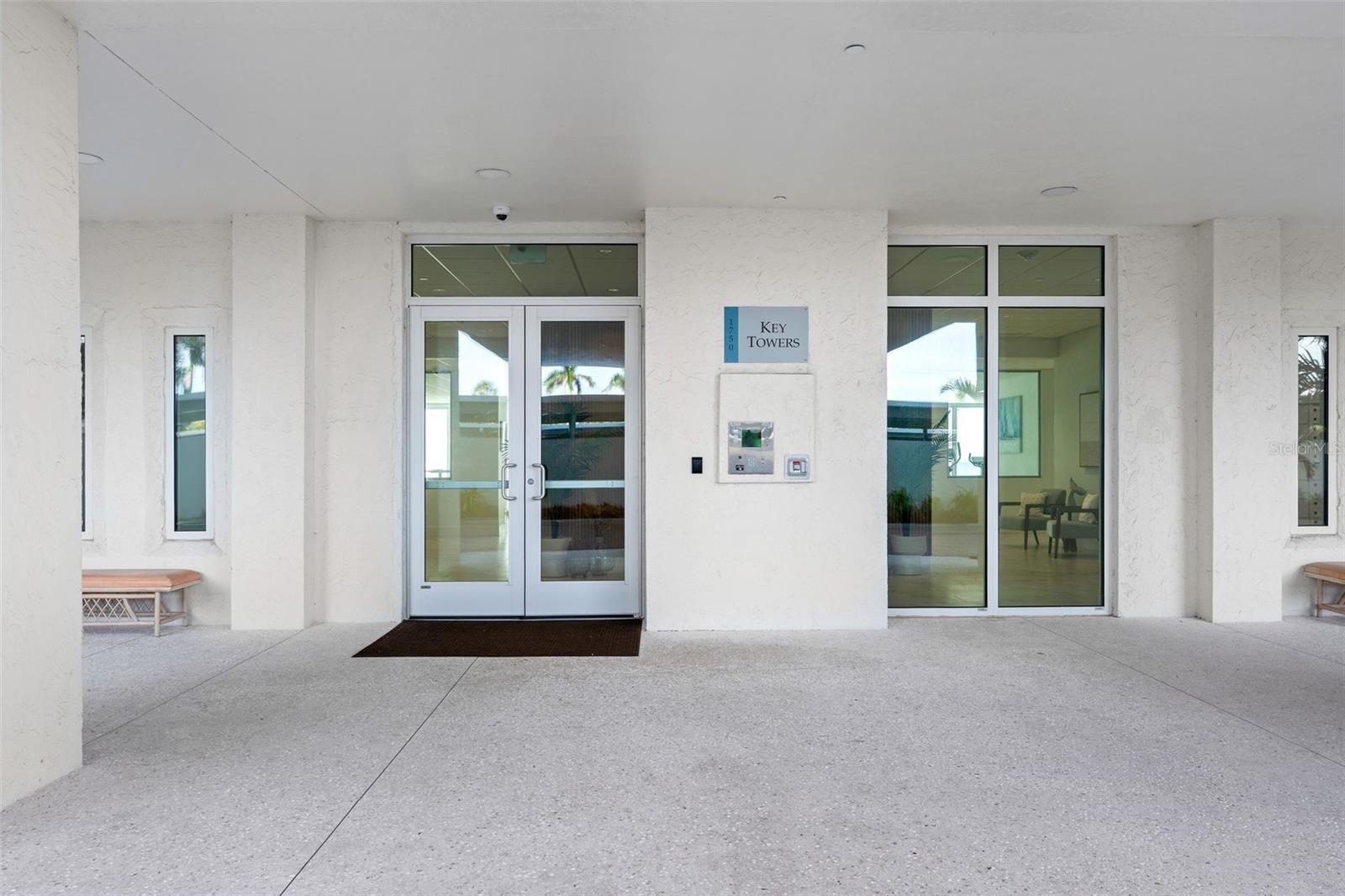 KEY TOWER SOUTH - Residential Lease