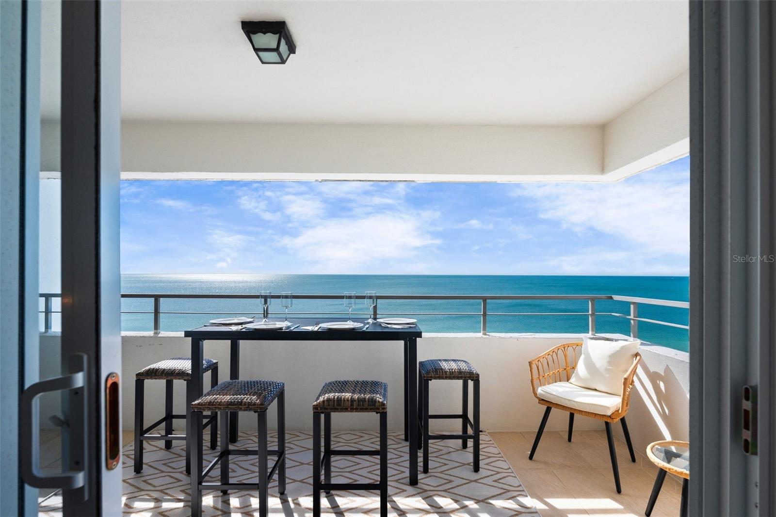 KEY TOWER SOUTH - Residential Lease