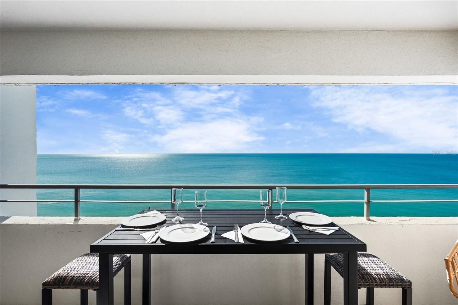 KEY TOWER SOUTH - Residential Lease