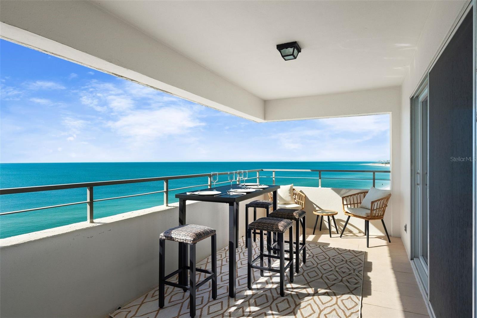 KEY TOWER SOUTH - Residential Lease