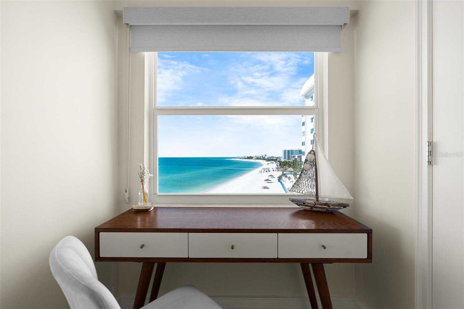 KEY TOWER SOUTH - Residential Lease