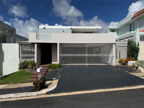 E-10 ALTURAS DE SANTA MARIA GUAYNABO  00969