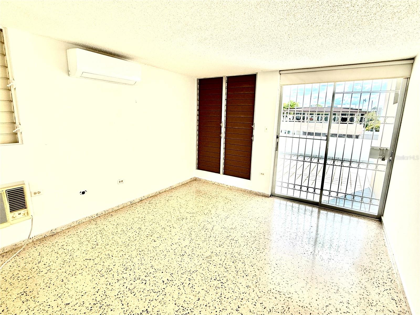 ALTURAS DE SANTA MARIA - Residential