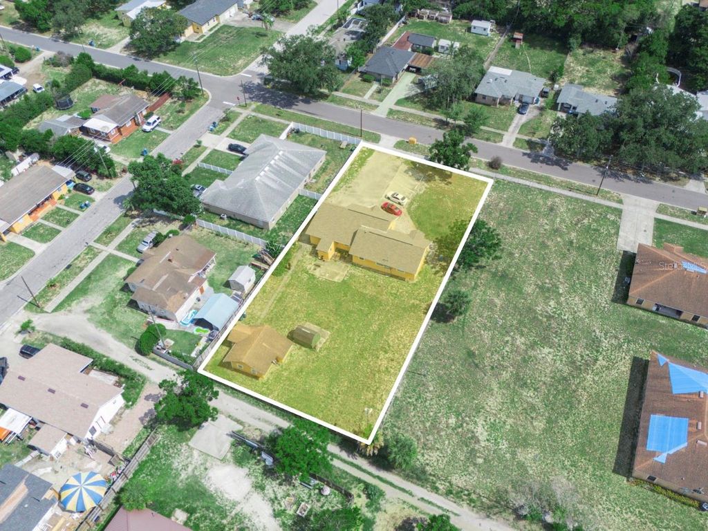 Photo of 1021 Cohassett Avenue, Lake Wales, FL 33853 (MLS # P4939125)