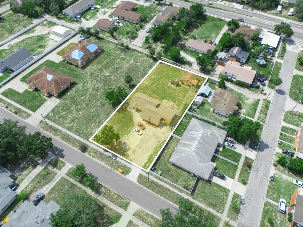 Photo of 1021 Cohassett Avenue, Lake Wales, FL 33853 (MLS # P4939125)