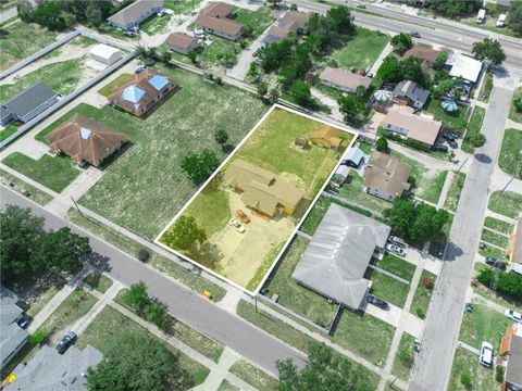 Photo of 1021 Cohassett Avenue, Lake Wales, FL 33853 (MLS # P4939125)