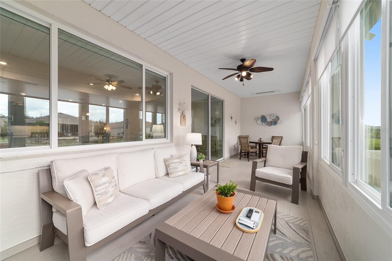 ON TOP OF THE WORLD - Residential