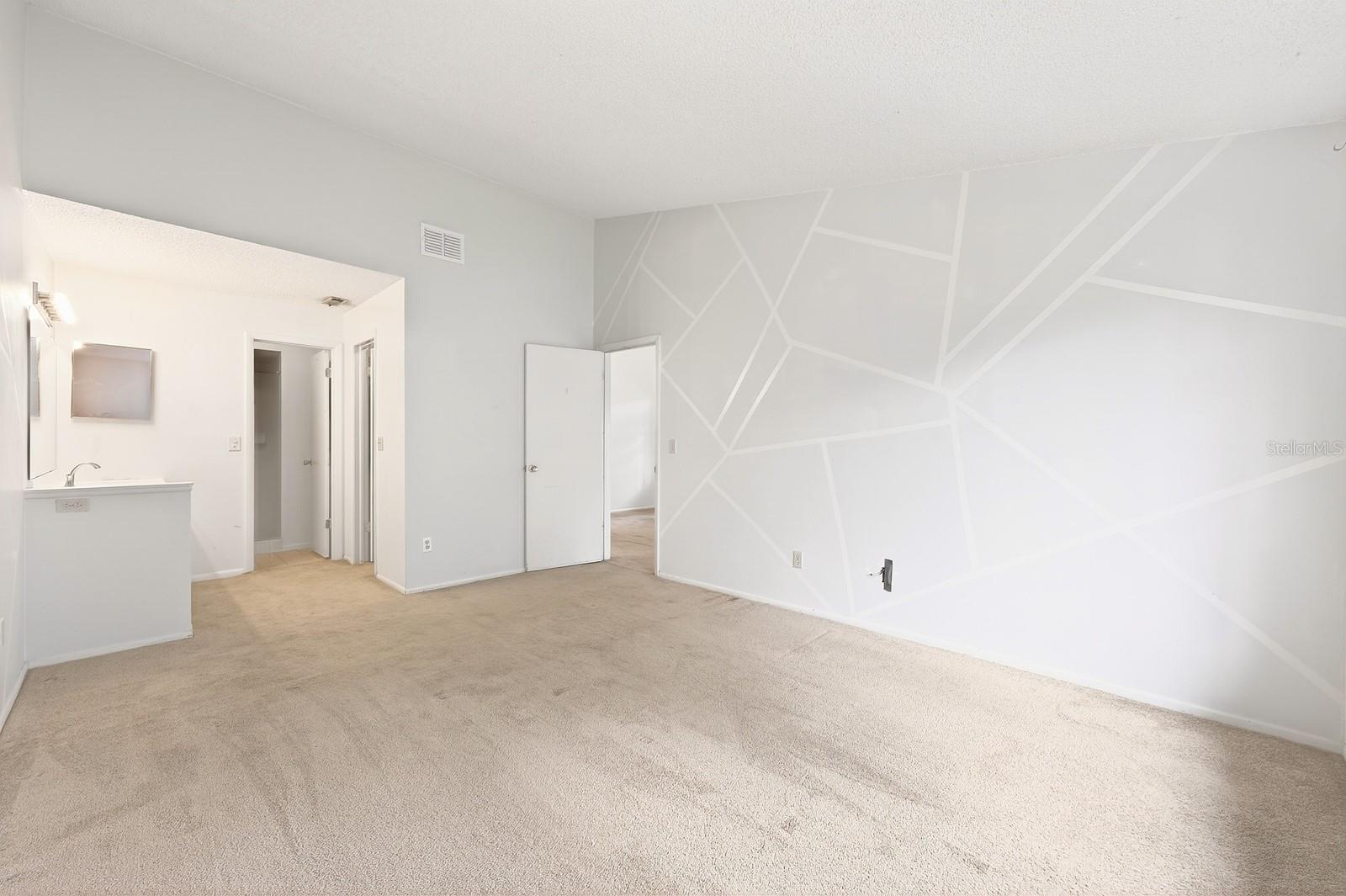 STOCKBRIDGE UNIT 1 - Residential