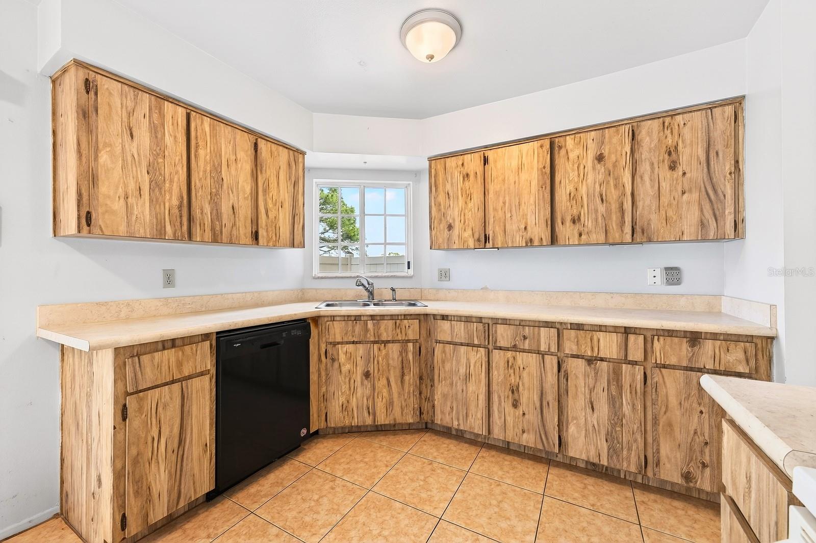 STOCKBRIDGE UNIT 1 - Residential