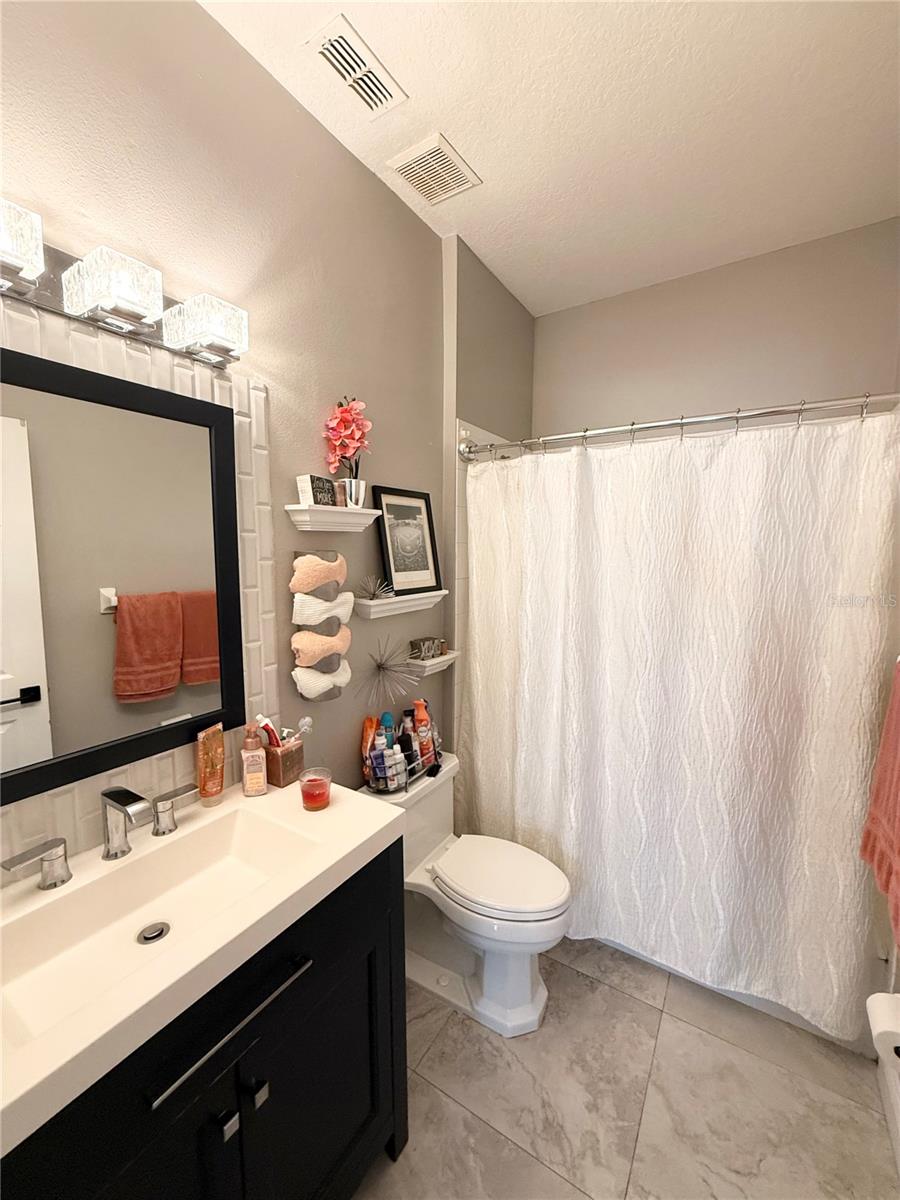 CRANES COVE - Residential Lease