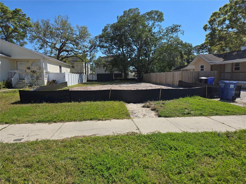 Photo of 134 49th Avenue N, St Petersburg, FL 33703 (MLS # TB8361329)