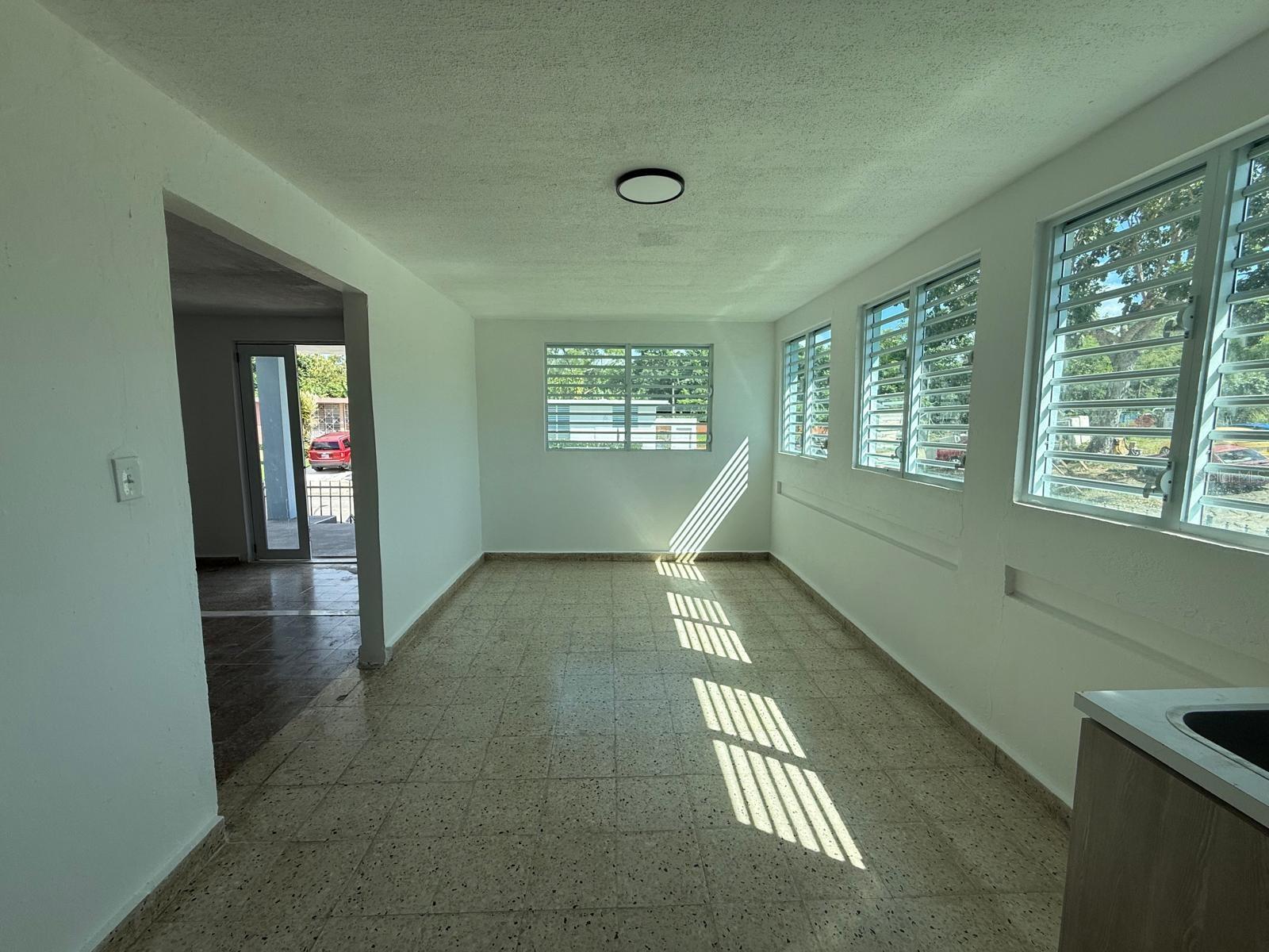 URBANIZACIÓN ROSA MARÍA - Residential