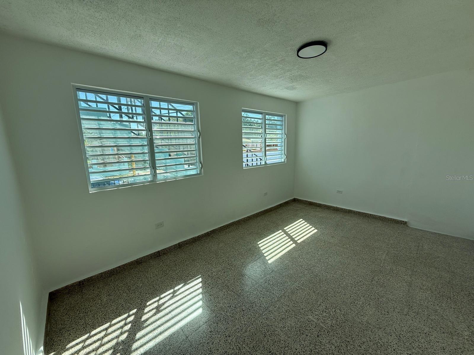 URBANIZACIÓN ROSA MARÍA - Residential