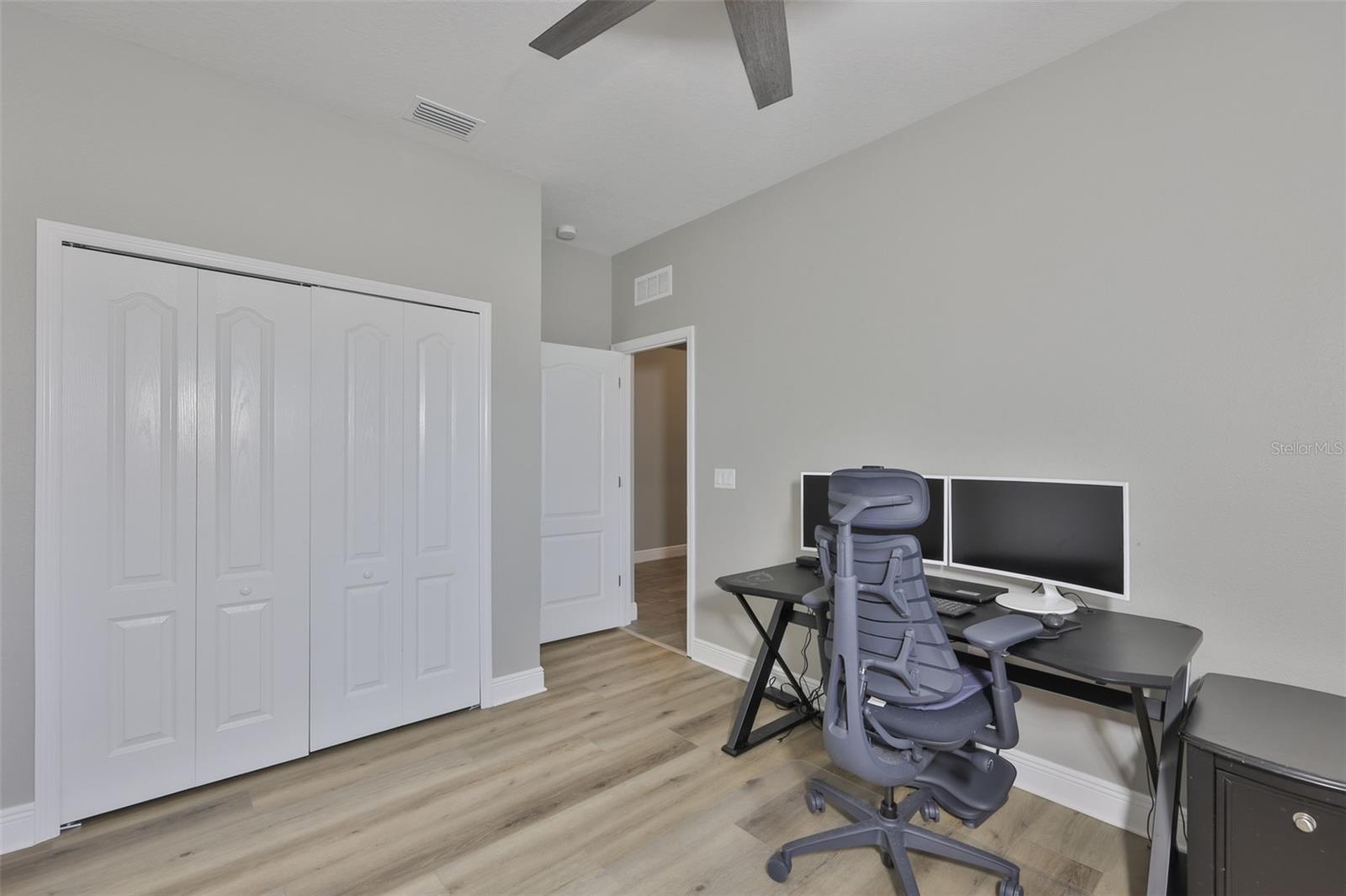 LUCAYA LAKE CLUB PH 3 - Residential