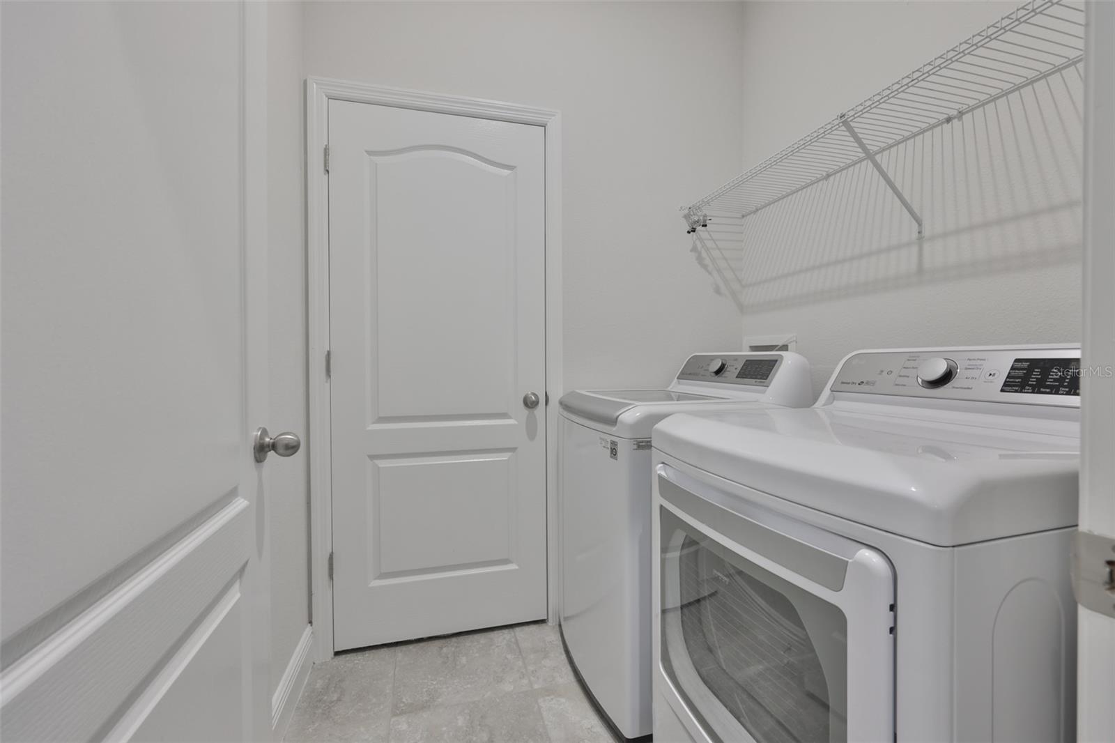 LUCAYA LAKE CLUB PH 3 - Residential