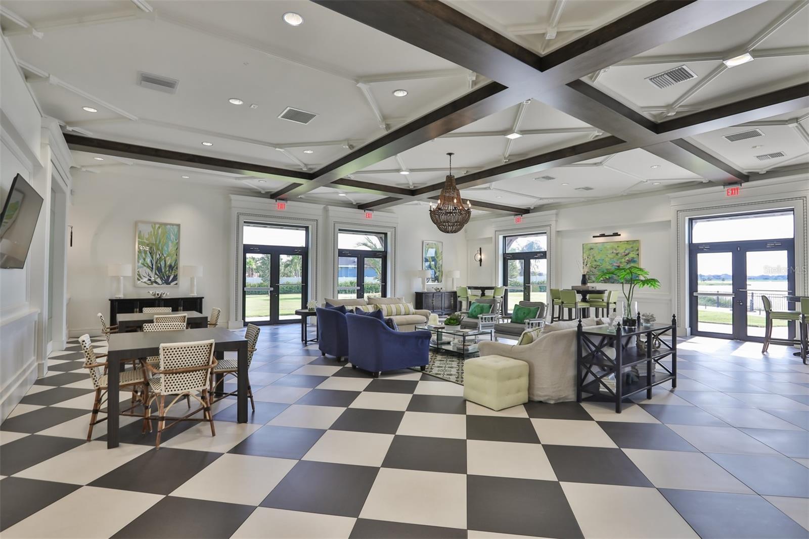 LUCAYA LAKE CLUB PH 3 - Residential