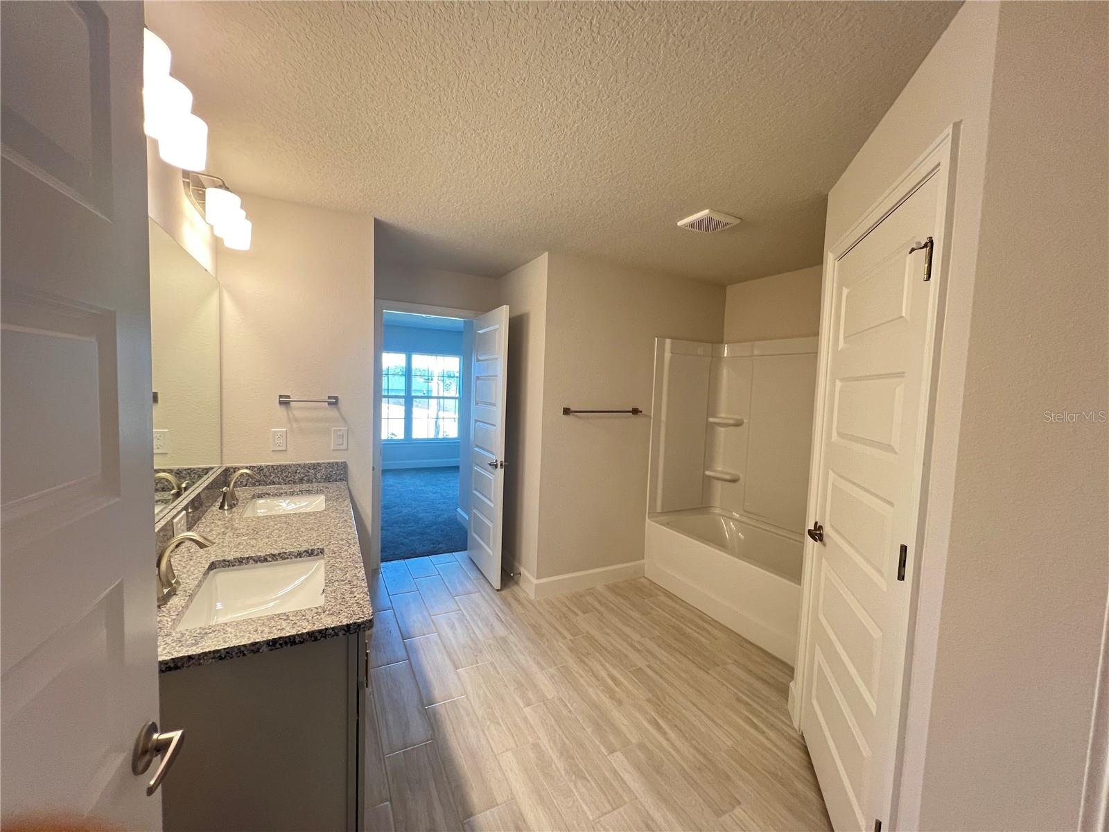 ABBEY GLEN PHASE TWO - Residential