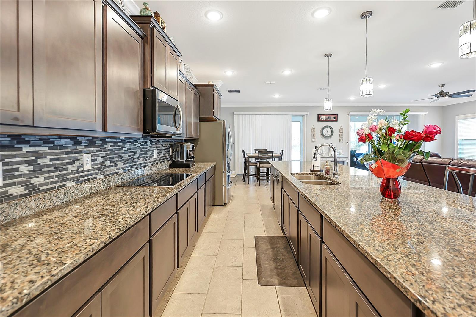 ROYAL TRAILS - Residential