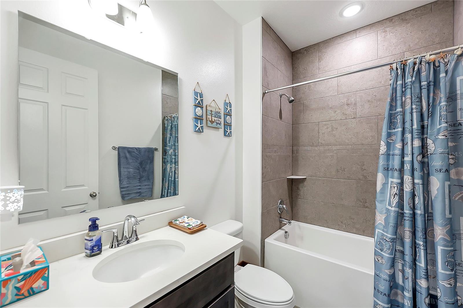 ROYAL TRAILS - Residential