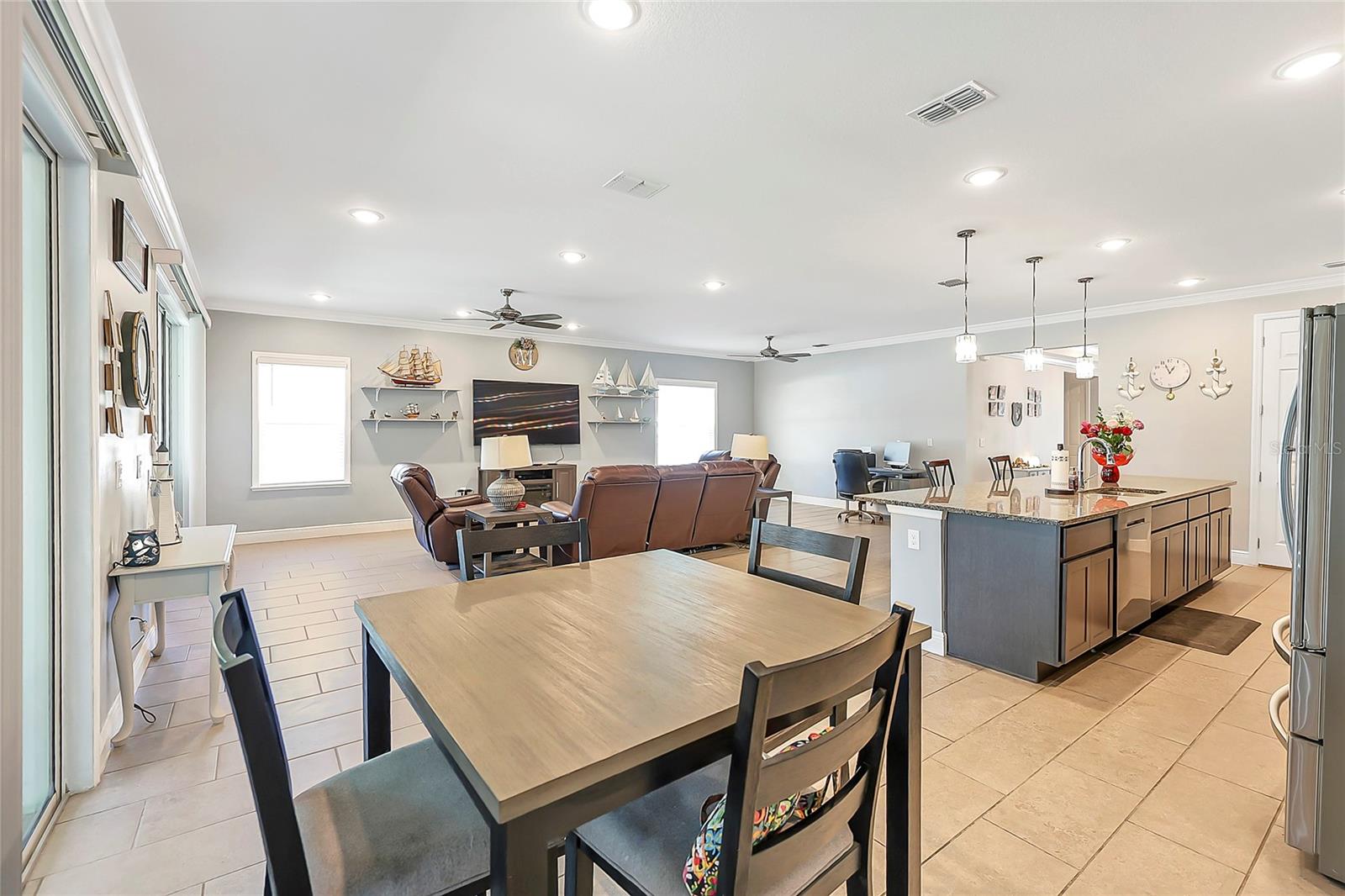 ROYAL TRAILS - Residential