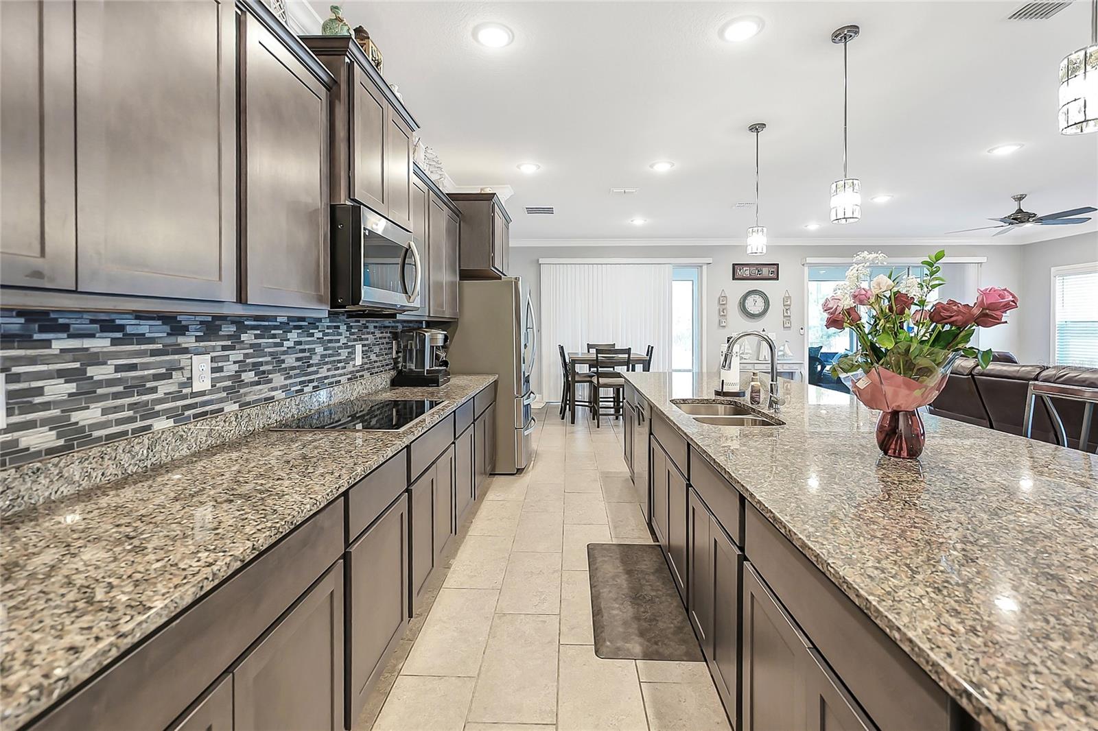 ROYAL TRAILS - Residential