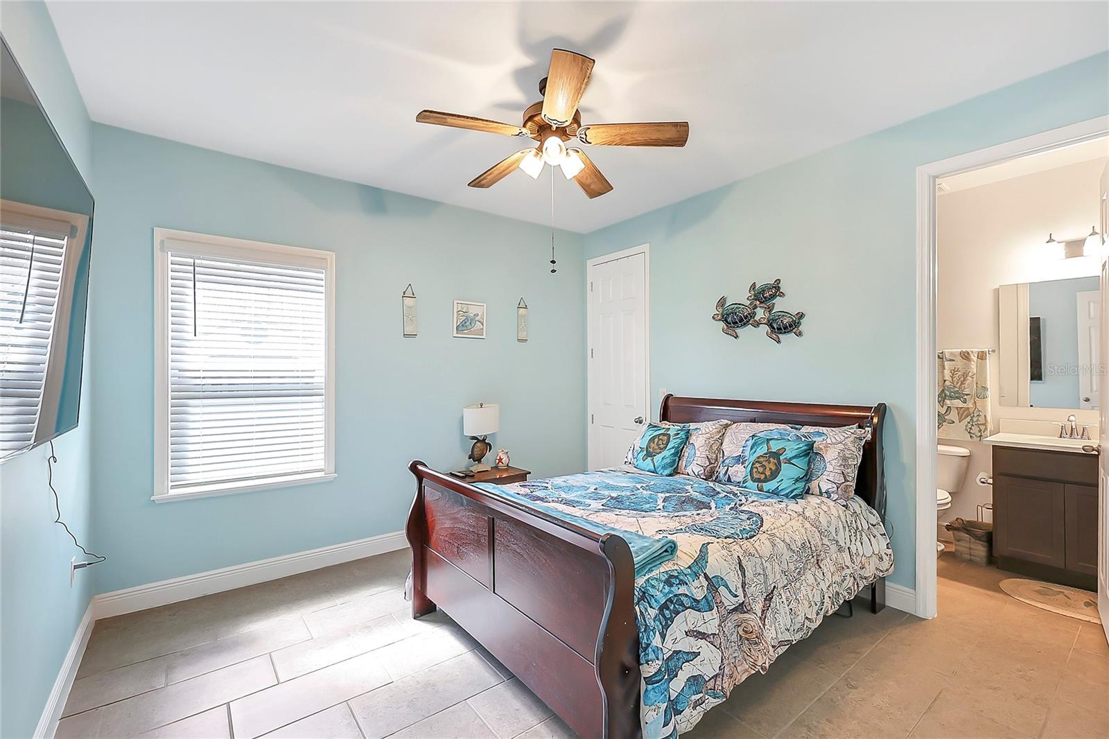 ROYAL TRAILS - Residential