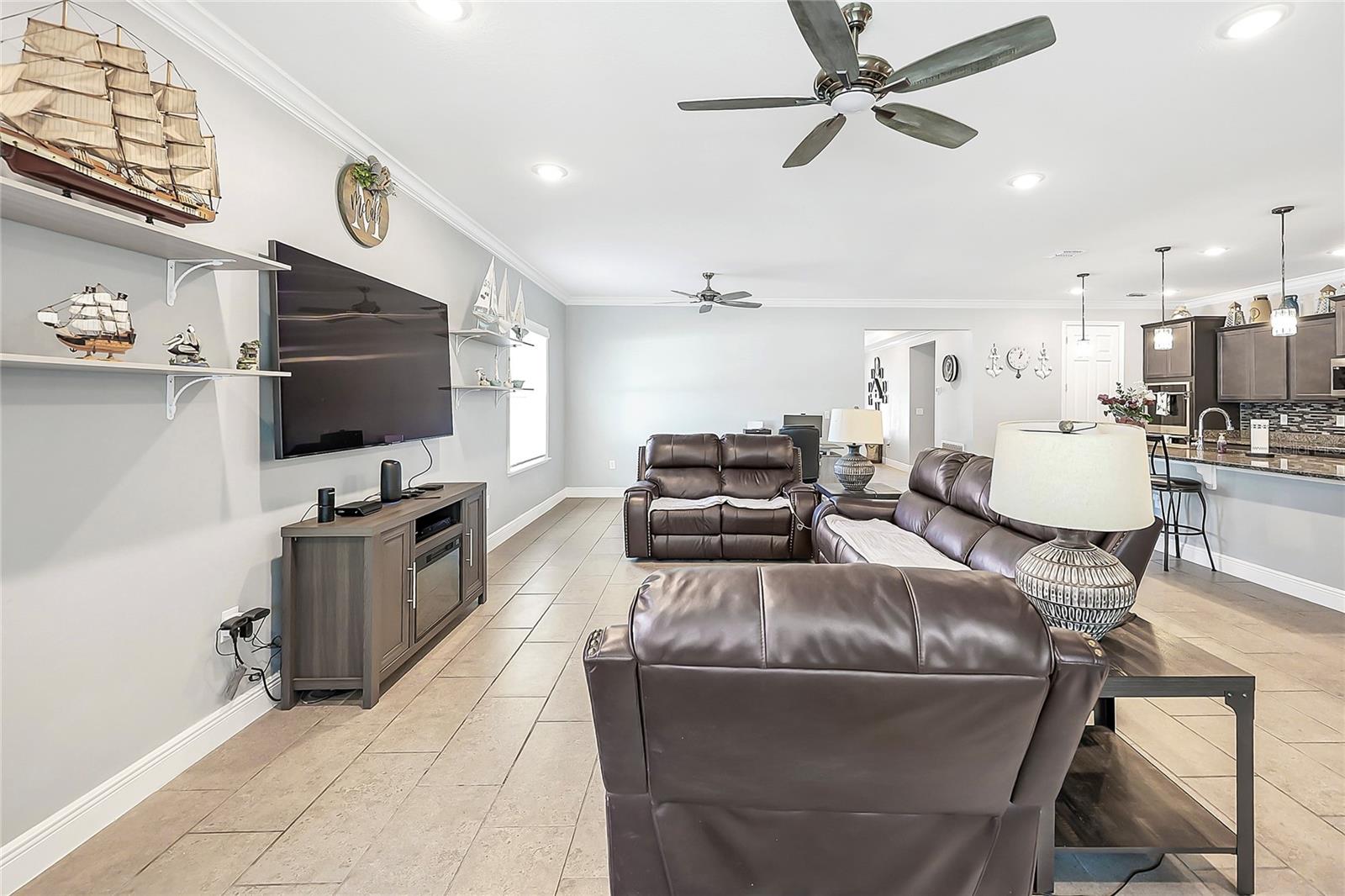 ROYAL TRAILS - Residential