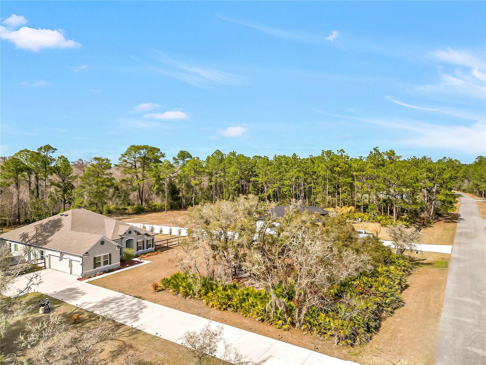 ROYAL TRAILS - Residential