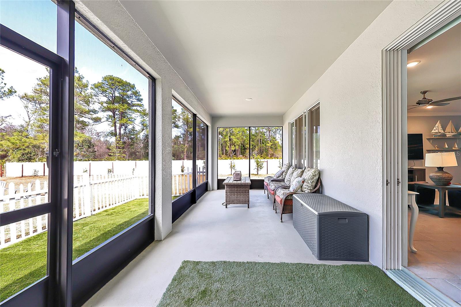 ROYAL TRAILS - Residential