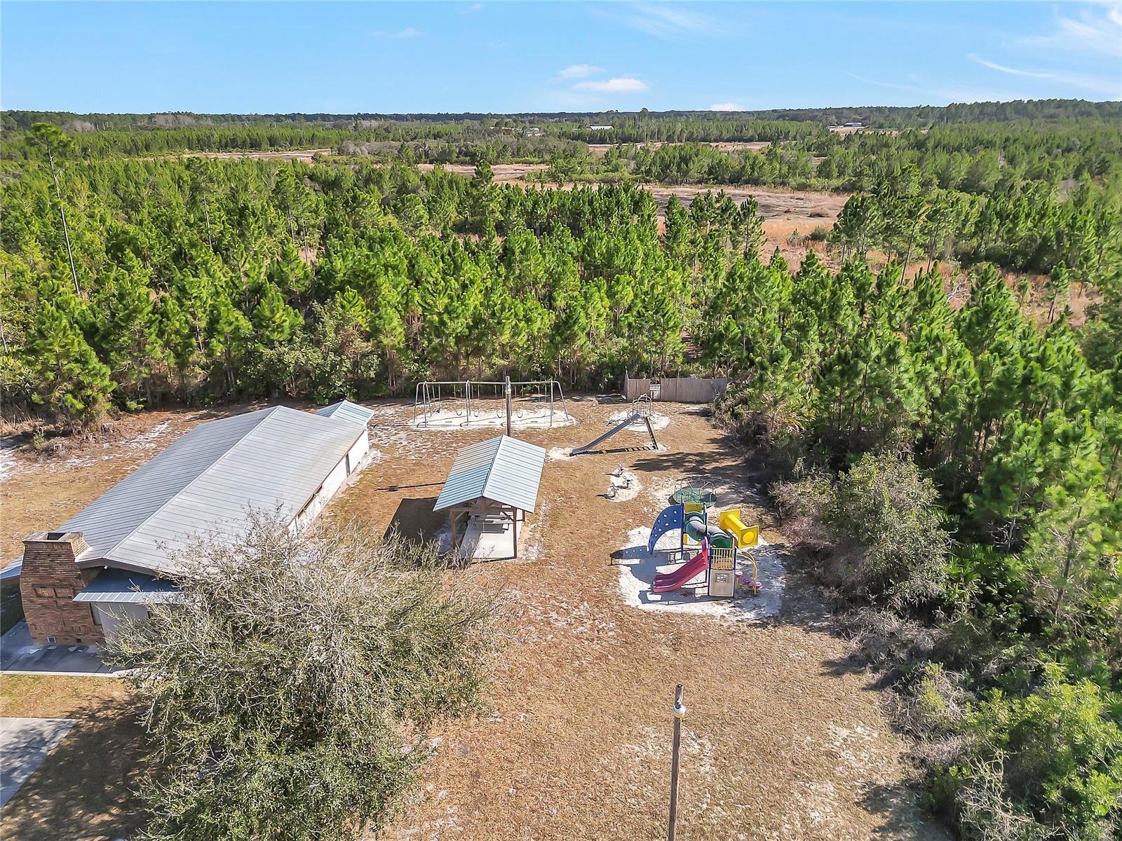 ROYAL TRAILS - Residential