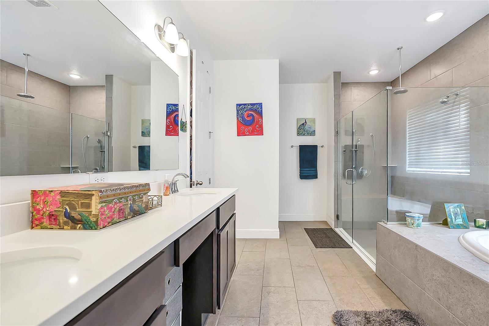 ROYAL TRAILS - Residential