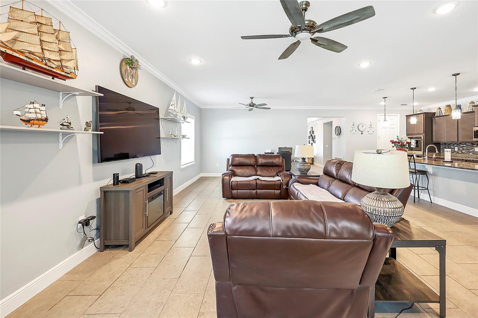 ROYAL TRAILS - Residential