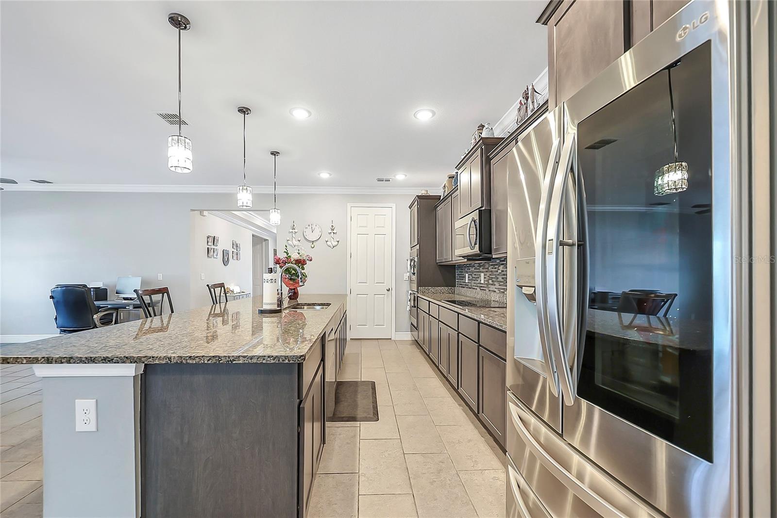 ROYAL TRAILS - Residential