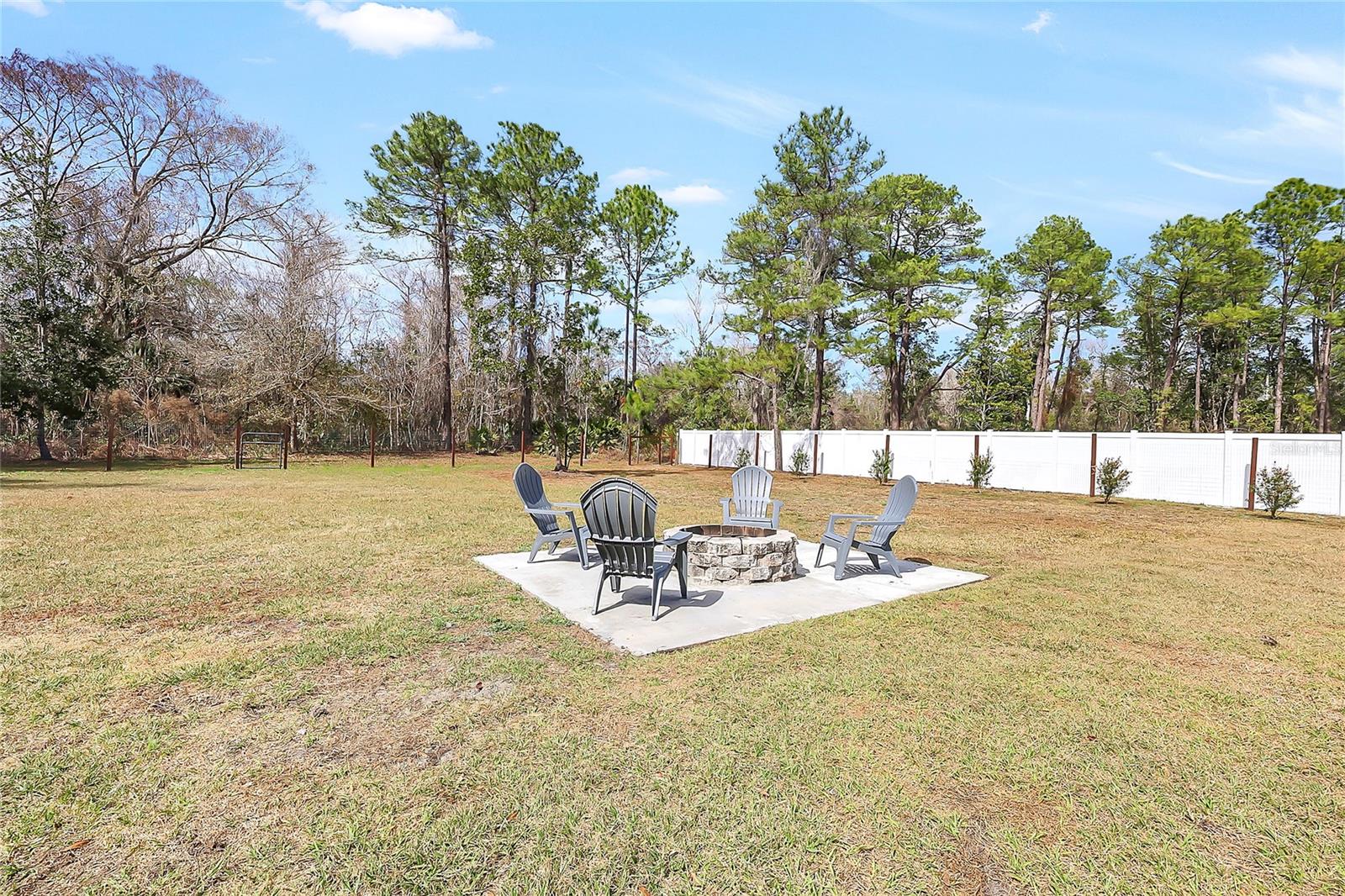 ROYAL TRAILS - Residential