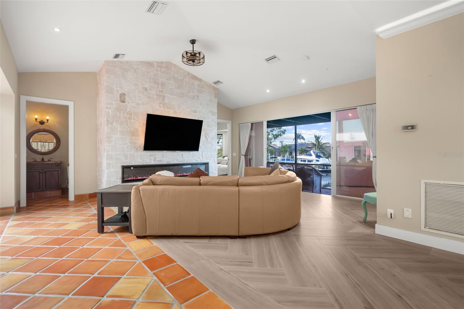 PUNTA GORDA ISLES SEC 12 - Residential