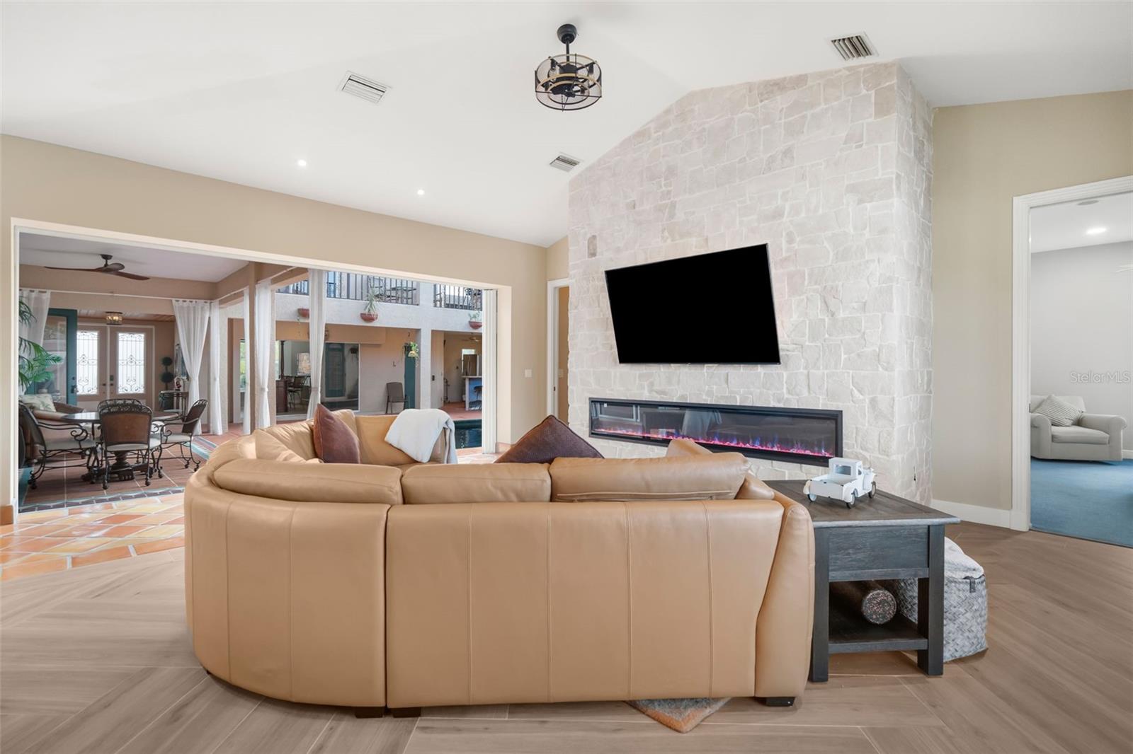 PUNTA GORDA ISLES SEC 12 - Residential