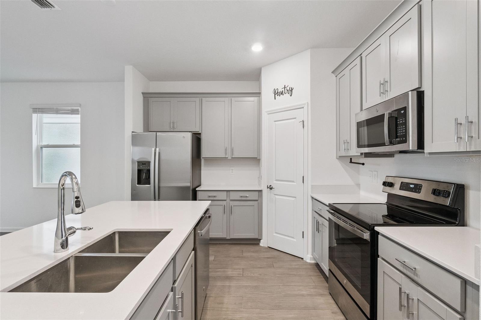 TOHOQUA PH 3 - Residential Lease