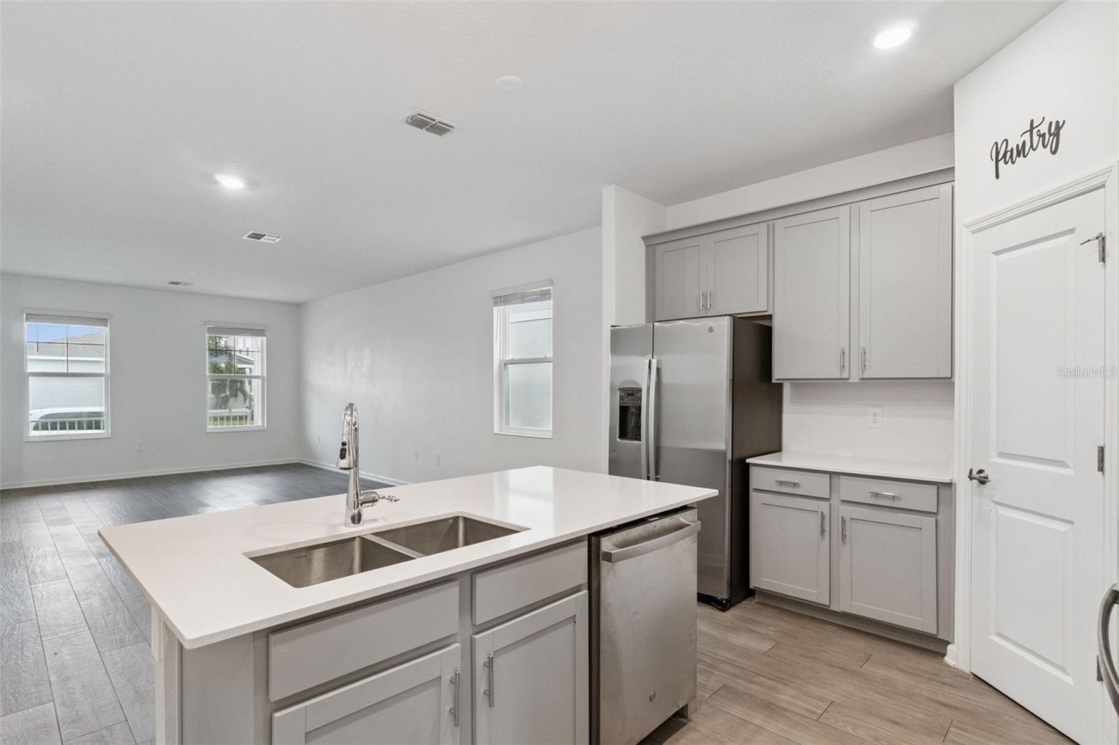 TOHOQUA PH 3 - Residential Lease