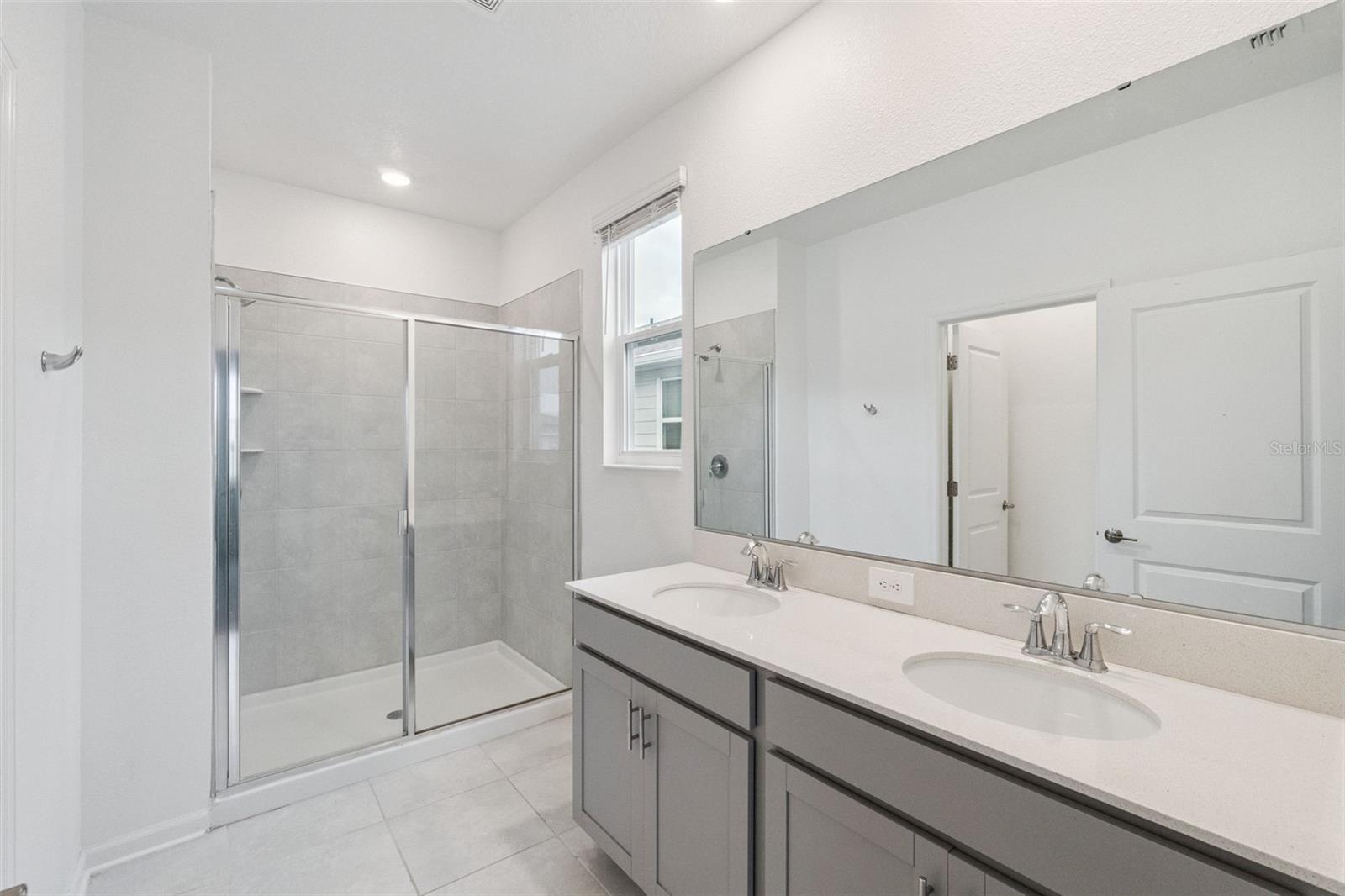 TOHOQUA PH 3 - Residential Lease