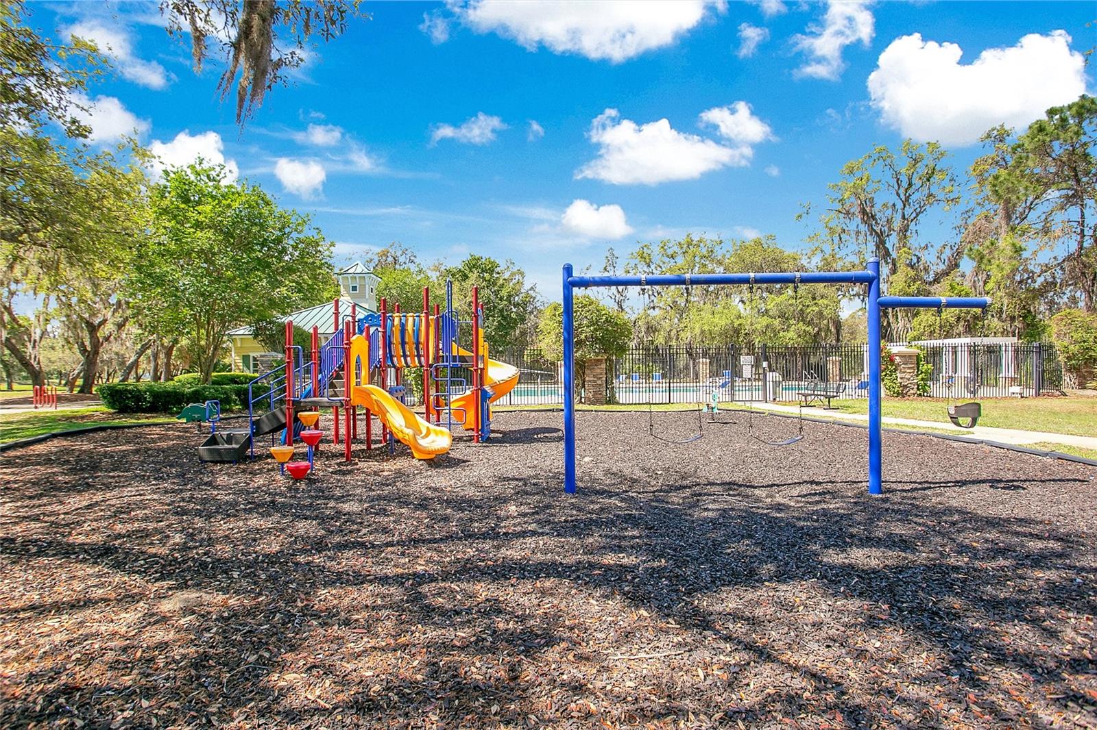 LAKES/WINDERMERE-PEACHTREE - Residential Lease