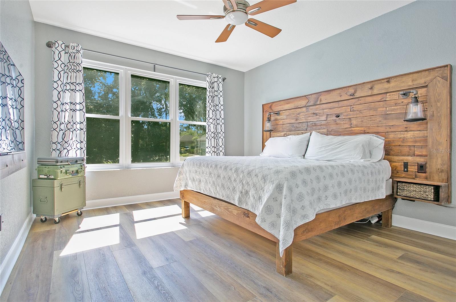 LAKES/WINDERMERE-PEACHTREE - Residential Lease