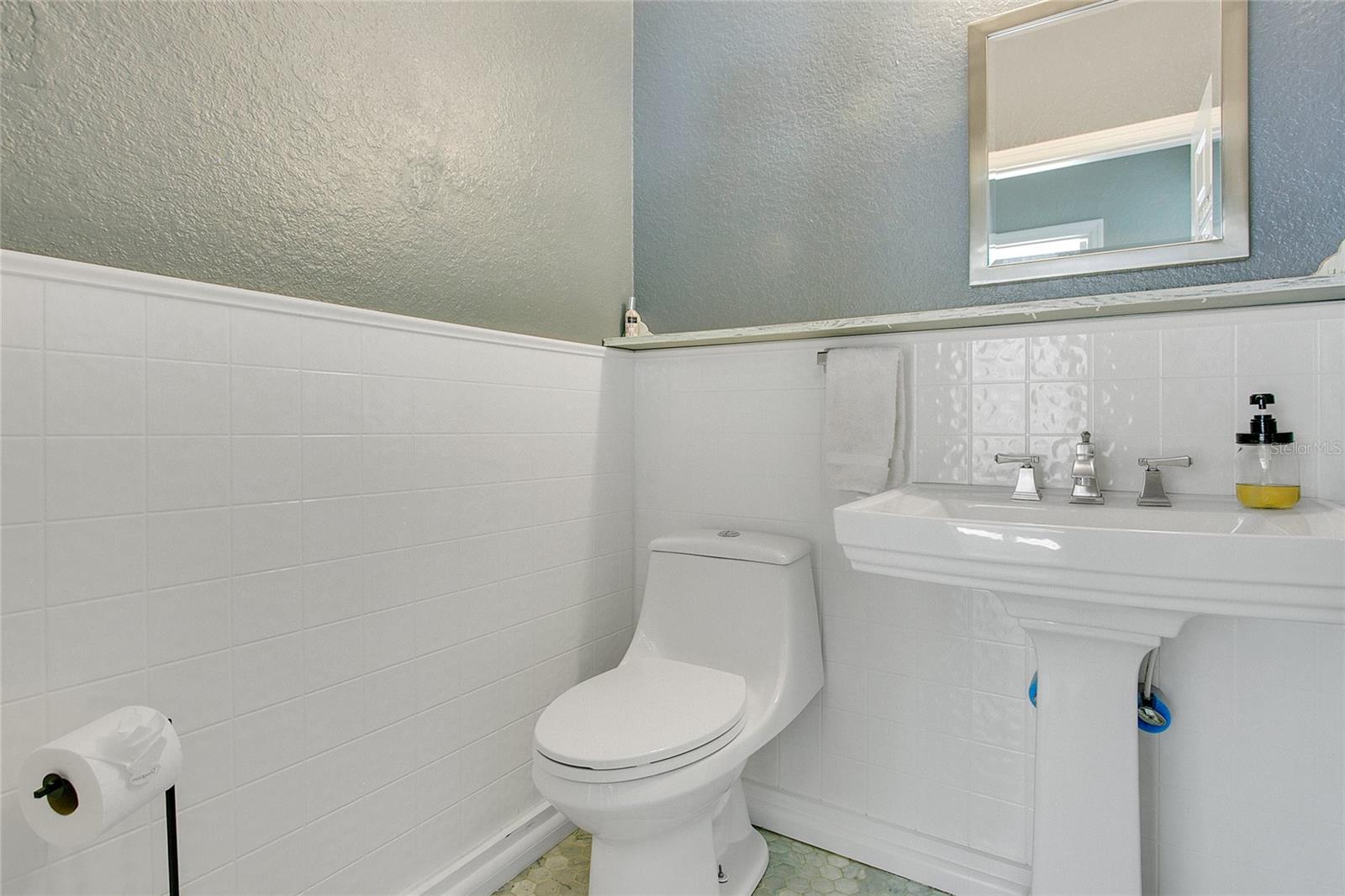LAKES/WINDERMERE-PEACHTREE - Residential Lease