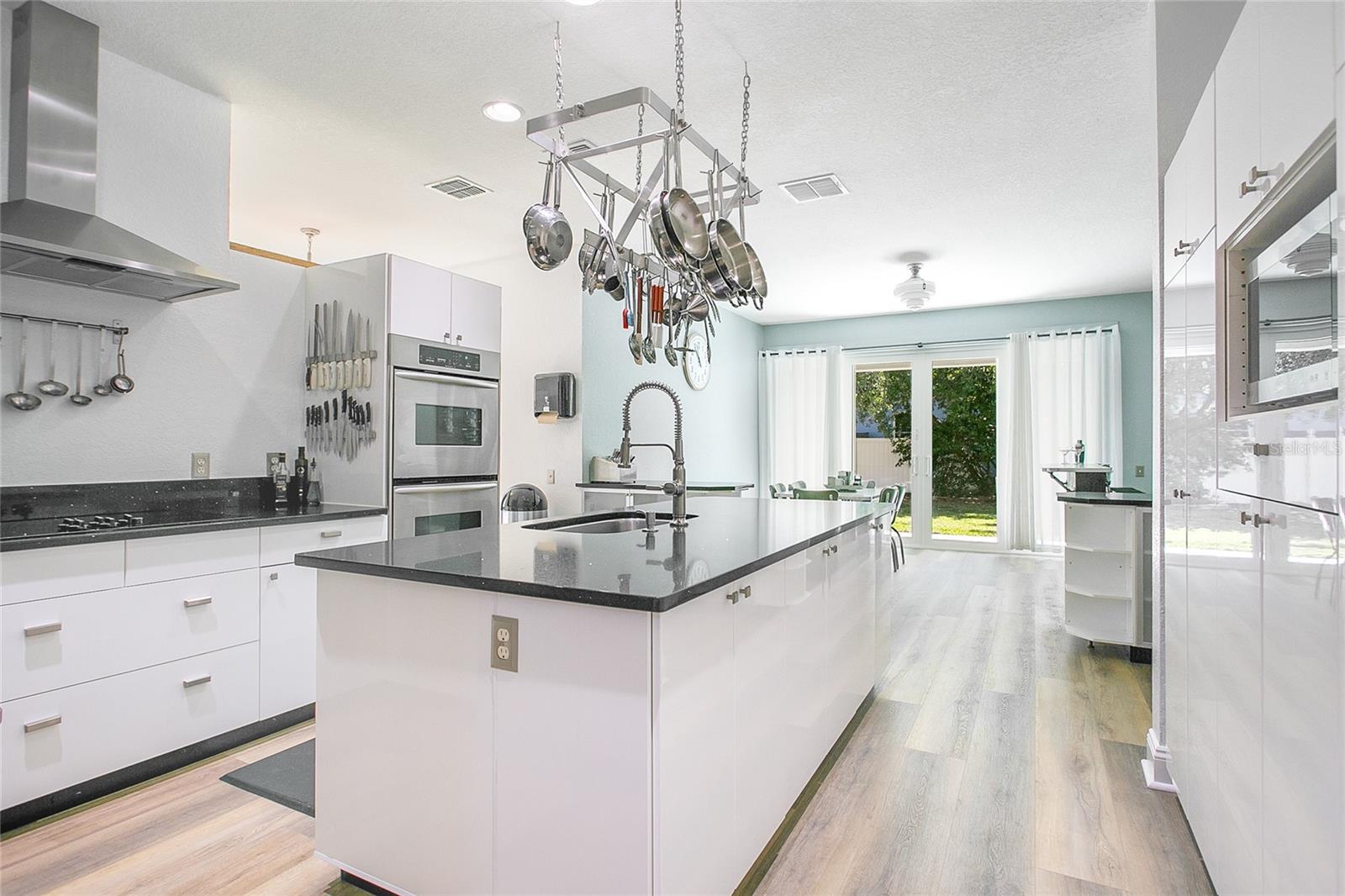 LAKES/WINDERMERE-PEACHTREE - Residential Lease