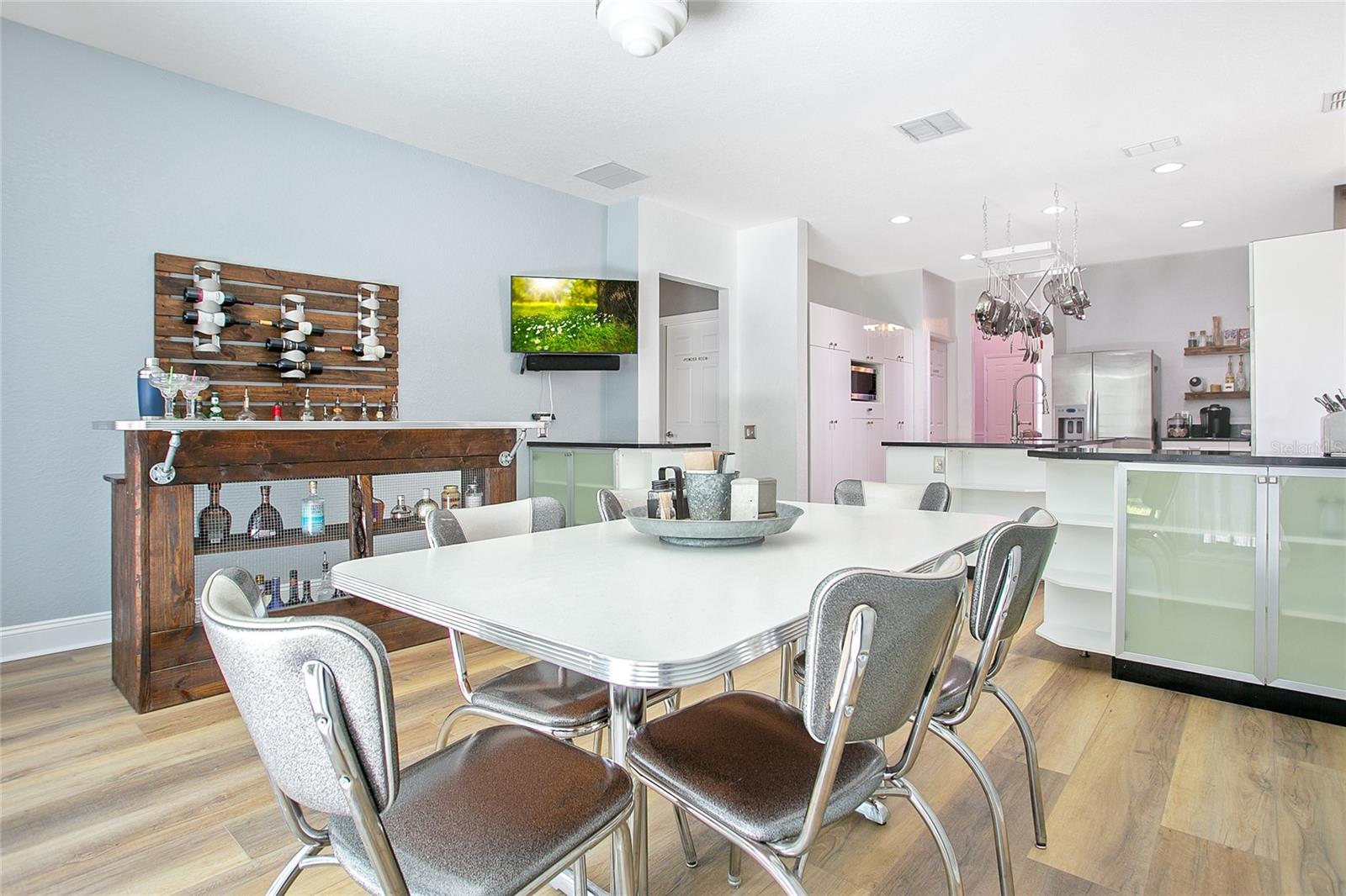 LAKES/WINDERMERE-PEACHTREE - Residential Lease