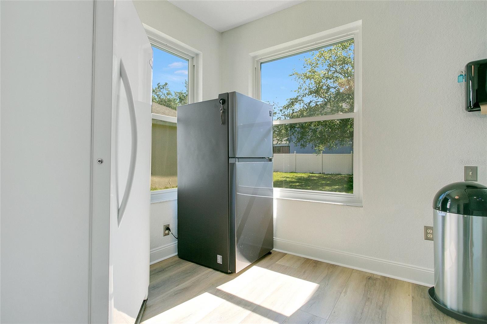 LAKES/WINDERMERE-PEACHTREE - Residential Lease