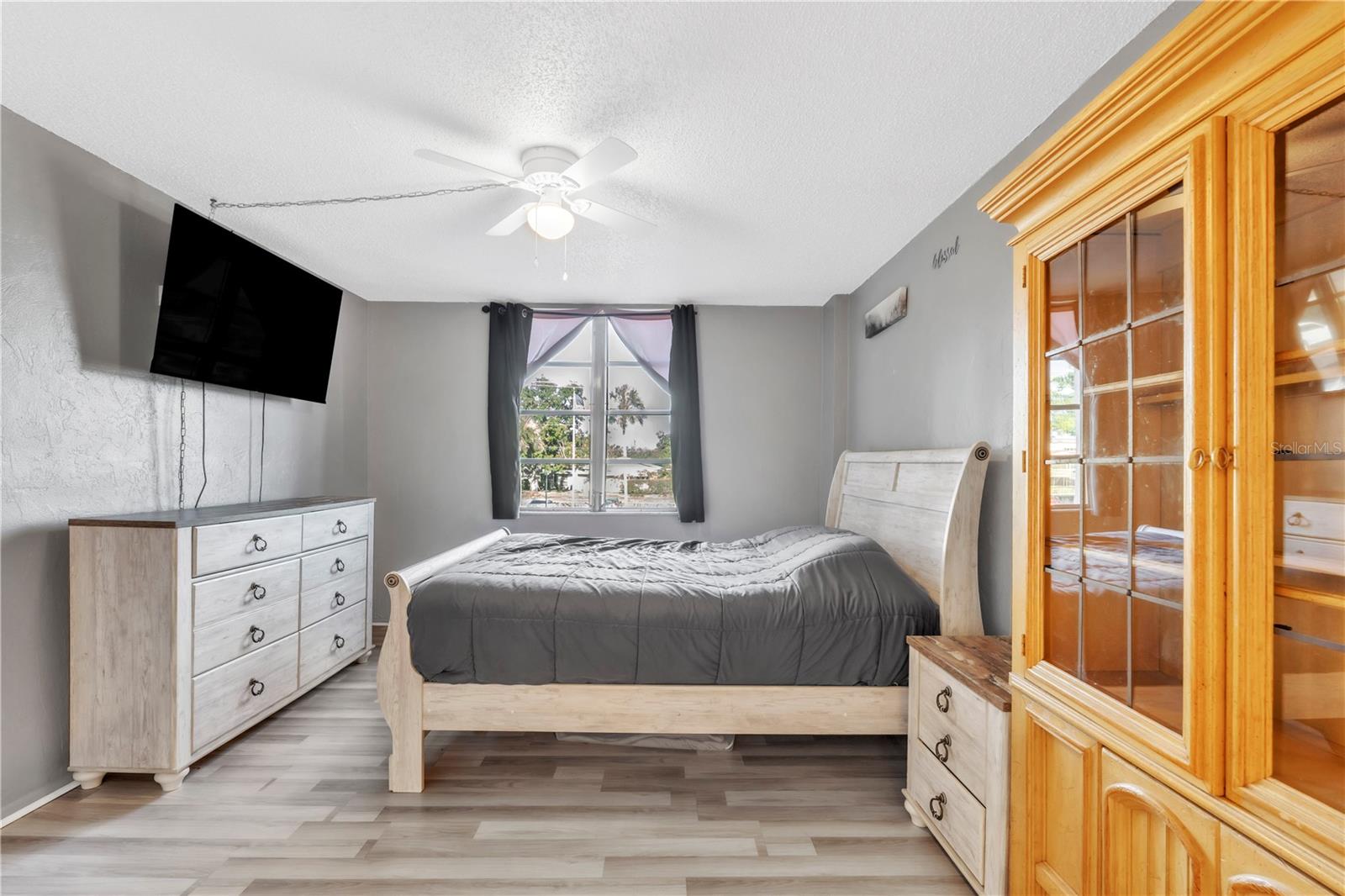 RAINTREE - Residential