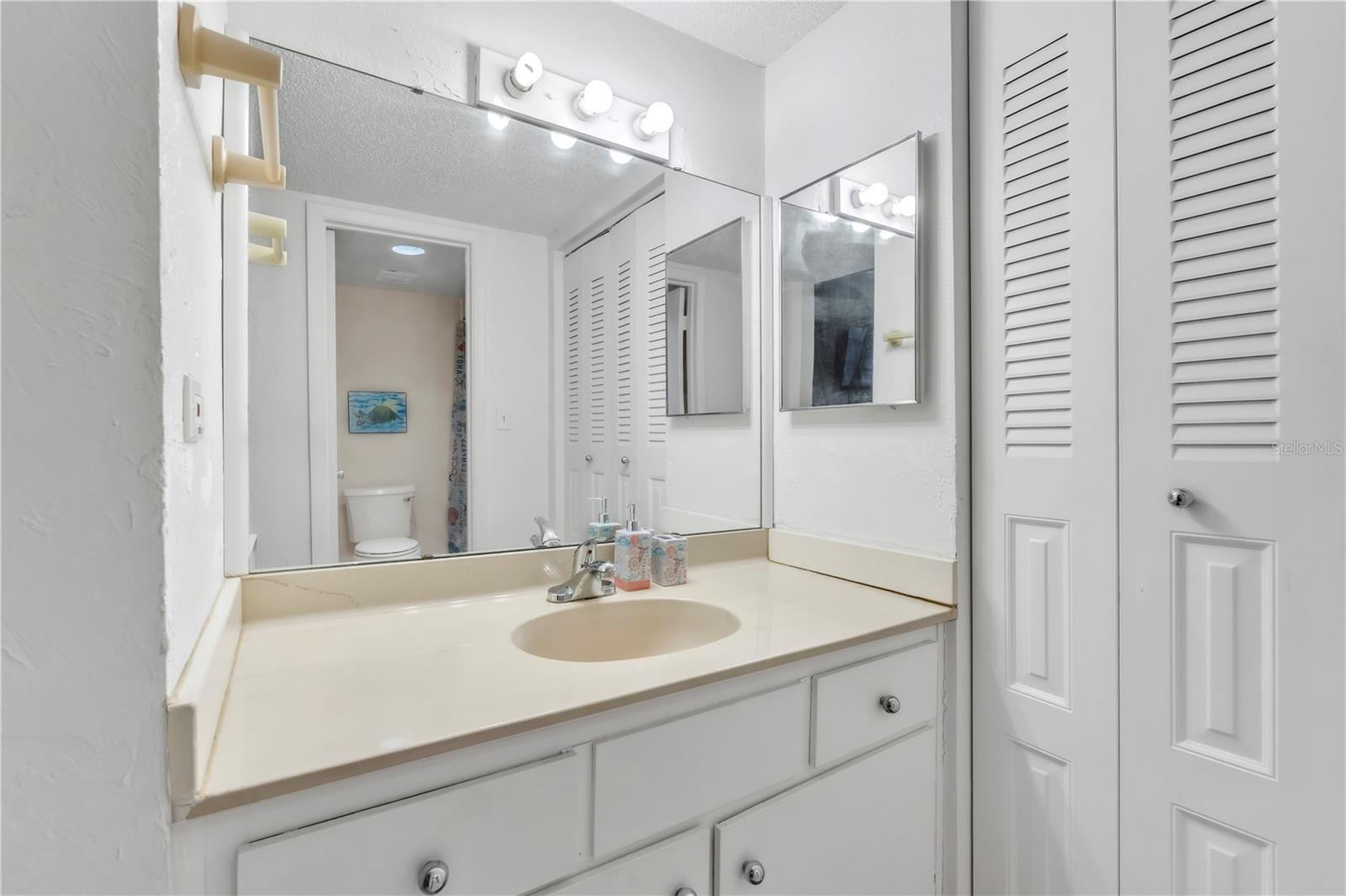 RAINTREE - Residential